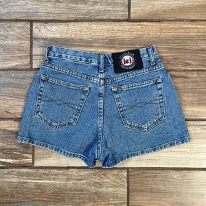 Vintage Y2K L.E.I. Denim shorts